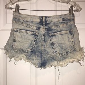 Forever 21 distressed jean shorts